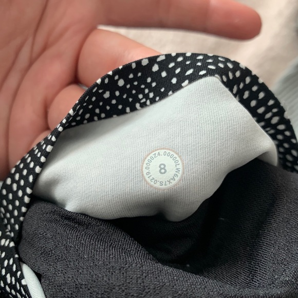 lulu lemon size 8 leggings - Picture 3 of 3